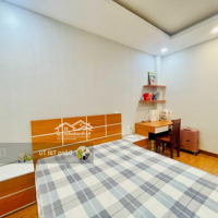 Cho Thuê Nguyên Căn Nhà Phố Lakeview City Đầy Đủ Nội Thất Giá 32 Triệu/Th Thương Lượng. Lh : 0917330220