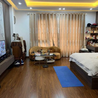 Bán Nhà Trung Tâm Phố Cổ 30M 5 Tầng Full Nội Thất Homestay Kinh Doanh Tuyệt Đỉnh