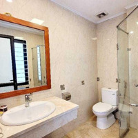 Nhà Mới Đẹp 30M2 5 Tầng Tại Vũ Đức Thận Ô Tô Dừng Đỗ, Long Biên