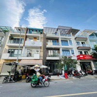 Bán Gấp Căn Nhà Phố Kinh Doanh Đường D4 -Diện Tích5X21M 3 Lầu - Đường 20M Dự Án Jamona City Quận 7