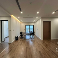 80M2: 2 Ngủ, 2 Vệ Sinhtầng Trung, Hướng Đẹp Bán Luôn 5 Tỷ Lhe: 0981274507