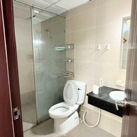 Bán Gấp Căn Hộ Cầu Giấy 71M2 - 2 Phòng Ngủ- 2Vs - Full Nội Thất - Giá Hơn 4 Tỷ Có Thương Lượng