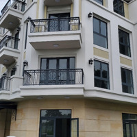 Bán Nhà Phố 1 Trệt 3 Lầudiện Tích90M2 Classia Khang Điền, Giá Bán 15.330 Tỷ Liên Hệ: 0932388010