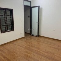 Cho Thuê Nr Quan Nhân, Thanh Xuândiện Tích55M2X2.5T Đồ Cơ Bản, Có Sân Thoáng, Da Dạng Mô Hình Giá 12 Triệu