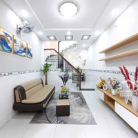 Nhà Quận 10 Đẹp Full Nội Thất - Dtsd 90M2