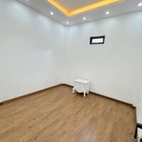  NHÀ ĐẸP  SIÊU HIẾM PHỐ VIP DƯƠNG KHUÊ - 2 THOÁNG - 4 TẦNG ĐỦ NỘI THẤT - KHU VỰC TRUNG TÂM Ở SIÊU SƯỚNG - NHỈNH 5 TỈ