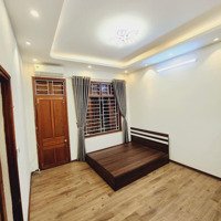 Cho Thuê Nhà Nguyên Căn 50M2 Tại Ngõ 285 Đội Cấn, Ba Đình, Hà Nội 3 Phòng Ngủ 3 Vệ Sinhfull Điều Hoà Nội Thất