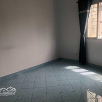 Cần Cho Thuê Căn Hộ 203 Nguyễn Trãi, Q. 1, 50M2, 1 Phòng Ngủ, 9 Triệu/Th, Liên Hệ: 090 94 94 598 (Toàn)