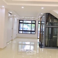 Giá Tốt . Anh Chủ Cần Cho Thuê Nguyên Căn View Đối Diện Hồ Bơi Tại Kdt Vạn Phúc City