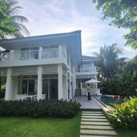 Cc Cần Bán Gấp Villa Trực Diện Biển Full Nội Thất Khai Thác 1,2Tỷ/Năm-Sổ Hồng Lâu Dài Giá Chỉ 29Tỷ