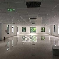 Cho Thuê Nhà Mặt Phố Lý Thái Tổ:diện Tích170M2 X 2 Tầng,Mặt Tiền10M, Nhà Mới, Có Hầm, Thang Máy, Giá: 200 Triệu