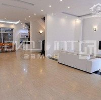 Đơn Lập Vip Biệt Thự Ciputra Bán -Diện Tích230M2 Sân Vườn Bao Quanh - Đường Đôi Khu Lõi T1