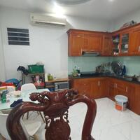 NGÃ TƯ NHỔN - 100 triệu/m2 có nhà 4 tầng, 5 ngủ rộng rãi - 35m2, từ tầng 2 có đua