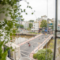 Studio Ban Công + Tách Bếp View Bờ Kè Cực Chill Quận 3