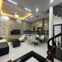 Bán Nhà Vũ Trọng Phụng - Thanh Xuân 40M2, 5 Tầng Nở Hậu, Full Nội Thất, 5.7 Tỷ