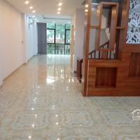 Cho Thuê Nhà Khu Đô Thị Trung Yên 10,Trung Hoà,80M * 5 Tầng,Chia Phòng, Giá Bán 35 Triệu, Liên Hệ: 0968120493