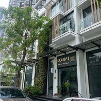 Shophouse Đẹp Nhất Ecopark. Xây 4.5 Tầng Có Tầng Lửng Thiết Kế 400M Sử Sụng Và View Đẹp Đáng Tiền.