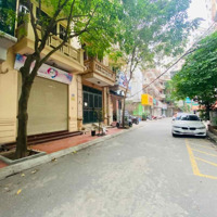 Hạ Sốc 4 Tỷ. Bán Nhà Phố Nguyễn Khang - Trung Hoà, 135M2 Xmặt Tiền8M. 29.5 Tỷ, Ô Tô Tránh, Kinh Doanh.