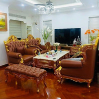 Hoàng Hoa Thám- Ba Đình. Nhà Đẹp- Nội Thất Xịn- Gara- Kinh Doanh. 15 Tỷ Xíu. Đt: 0972861569