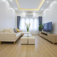 Cho thuê căn hộ 2 ngủ rộng 90m2 phố Kim Mã