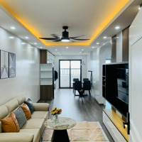 Siêu Phẩm View Hồ 2 Ngủ 72M2. Tại Hh2A Chung Cư Hh Linh Đàm. Liên Hệ: 0986341222