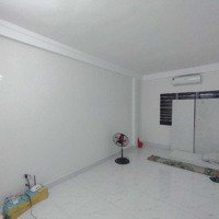 Bán Nhà Đê Trần Khát Chân, 40M2, Nhà Đẹp Ở Luôn, 4 Tầng 5 Ngủ, Ba Gác, Gần Phố, Sđcc