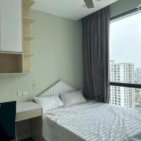 Cho thuê căn hộ 4 pn Royal City (full đồ, 164 m2, giá 25 tr), LH: 0912 396 400 - Miễn trung gian)