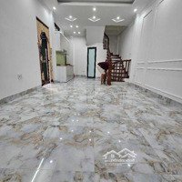 Bán Nhà Phân Lô Phố Kim Ngưudiện Tích35M2 X5 Tầng Ngõ Ba Gác Tránh Nhau