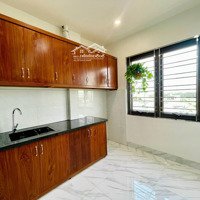 Phòng Rộng 30M2 Ban Công Thoáng, Full Đồ, Tủ Lạnh, Máy Giặt Riêng Ở Hoài Đức