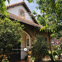 Villa Cổ Điển Đường Số Thảo Điền, Phong Cách Hoài Niệm Với Sân Vườn Rộng Phù Hợp Ở, Làm Nhà Hàng