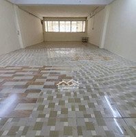 Cho Thuê Mặt Bằng Kinh Doanh 4 X 18M, Kết Cấu 3 Tầng Ông Ích Khiêm, Q. 11, Gần Chợ Hoa Đầm Sen