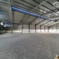 Cho thuê kho xưởng 1700m2 gần ngã tư Bình Phước, đường QL1A, Bình Chiểu, Thủ Đức