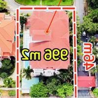 Bán Tòa Nhà 3 Mặt Tiền Nguyễn Văn Hưởng,Thảo Điền,Q2 DT:996m2(25mx40m) Hầm 3 Tầng,Hồ Bơi,Sân Vườn