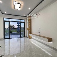 Bán Nhà Hoàn Thiện Vị Trí Đẹp Đối Diện Công Viên Kđt Tây Bắc, View Trung Tâm Dự Án, Giá Cực Tốt