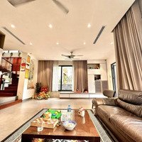 Căn Góc Cc Siêu Sang Mesterise Feliz - 52M2 Giá 2.8X Tỷ, 1 Ngủ +, View Sôngvenice, Pháo Hoa, Tầng22