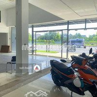 Cho Thuê Showroom Nguyễn Văn Linh, Q7,Diện Tích338M2, 2 Tầng, Kinh Doanh Tốt