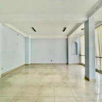 Văn Phòng Khu K300 Cho Thuê Giá Chỉ 7 Triệu, 40M2, View Kính 2Mt, Không Gian Thoáng