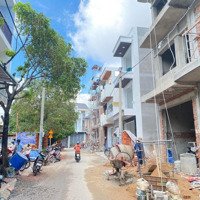 Bán Đất Sát Big C Dĩ An, Hẻm Nhựa 6M Thông, Dân Cư Hiện Hữu