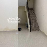 Cho Thuê Nhà Riêngdiện Tích40M2, 3 Tầng Cách Ga Tàu Điện Trên Cao 100M Đường Hồ Tùng Mậu