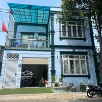 Nhà Trệt Lầu 3 Phòng Ngủ, Kdc 274 Nguyễn Văn Tạo. Giá 9 Triệu/Tháng