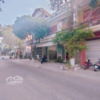 Cho Thuê Nhà Mặt Tiền Lớn 8M Đường Đoàn Thị Điểm, Trung Tâm Tp Phan Rang. Diện Tích Sàn 220M2