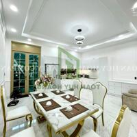 Nhà cho thuê 4 phòng ngủ khu Regal Pavillon - H2190