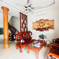 68 Nguyễn Văn Linh Nhà Đẹp 4 Tầng 50M2 Giá Bán 5.5 Tỷ. 2 Thoáng Ngõ Nông Gần Chợ,Trường Học Cấp 0,1,2,3