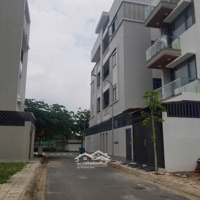 Bán Nhà Đường 11 Khu Dân Cư Centerhome Riverside Trường Thọ - 8 Tỷ