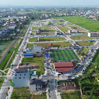 Duy Nhất Một Lô Không Lỗi Cạnh Góc View Sân Bóng Giá Cực Đầu Tư