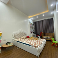 Đại Từ, 40M2, 5 Tầng, Nhà Đẹp, Ô Tô Ngủ Trong Nhà, Nhỉnh 7 Tỷ, Liên Hệ: 0904690958