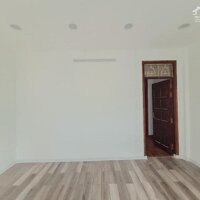 Bán nhà phân lô Định Công - Hoàng Mai 42m2 x 5 tầng, nhà mới đẹp ở luôn, ô tô dừng đỗ ngày đêm