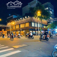 Cho Thuê Nhà Mp Duy Tân, Hà Nội, Diện Tích: 350M2,Mặt Tiềnlô Góc 20M, Giá Thuê: 300 Triệu/Tháng