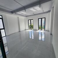 căn biệt thự đẹp thuê để ở hoặc kinh doanh 252m² Vinhomes Grand park