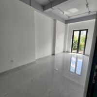 căn biệt thự đẹp thuê để ở hoặc kinh doanh 252m² Vinhomes Grand park